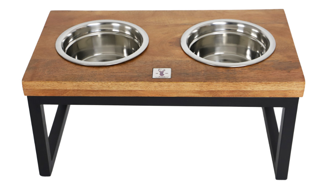 Boony Est 1941 Dinnerset hout met metalen frame voerbakjes hond