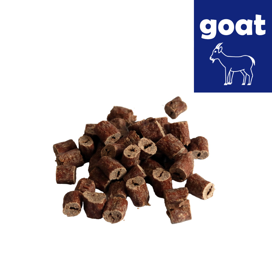 Brekz Lukos Trainer Treats Goat voor de hond